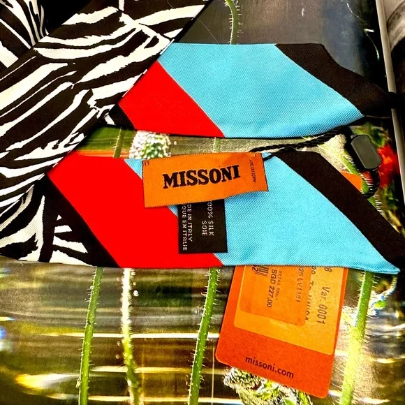 NWT Authentic Missoni Twill Scarf in Zebra Print 💯Silk - Picture 3 of 5